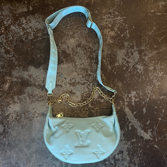 Louis Vuitton Handbags - Louis Vuitton Over the Moon bubblegram